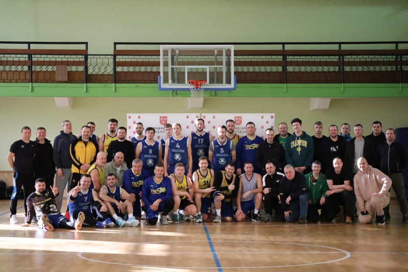 Krep&scaron;inio mėgėjų 5x5 turnyro Jurbarko sporto centro taurei laimėti rezultatai ir akimirkos